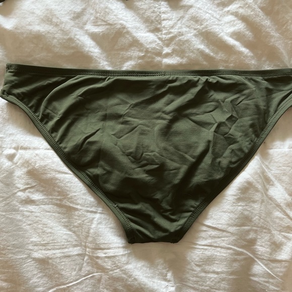 L*Space Estella bikini bottom - full cut - Fern green - Large - Picture 5 of 7